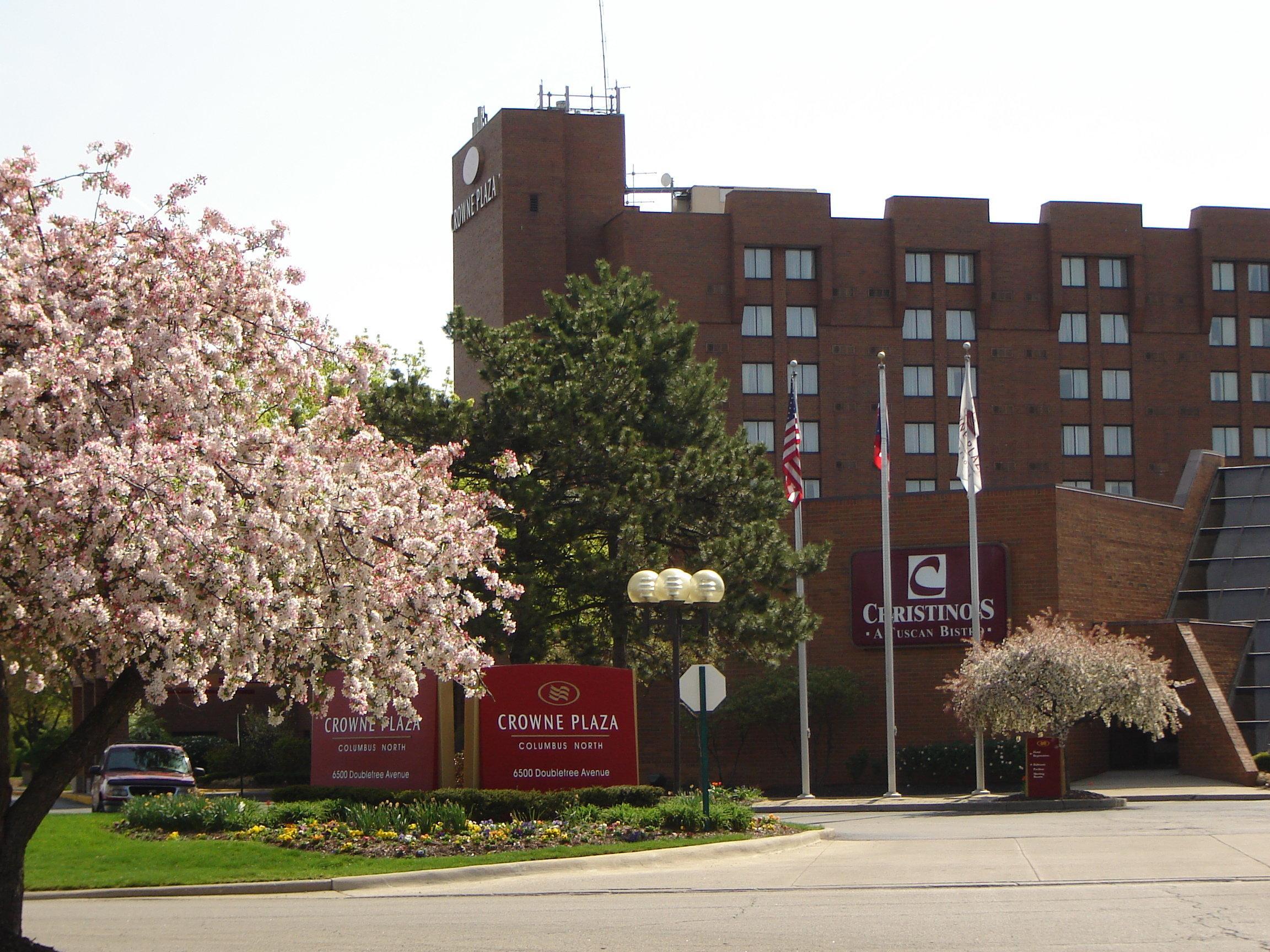 Crowne Plaza Columbus North - Worthington By Ihg Hotel Exterior photo