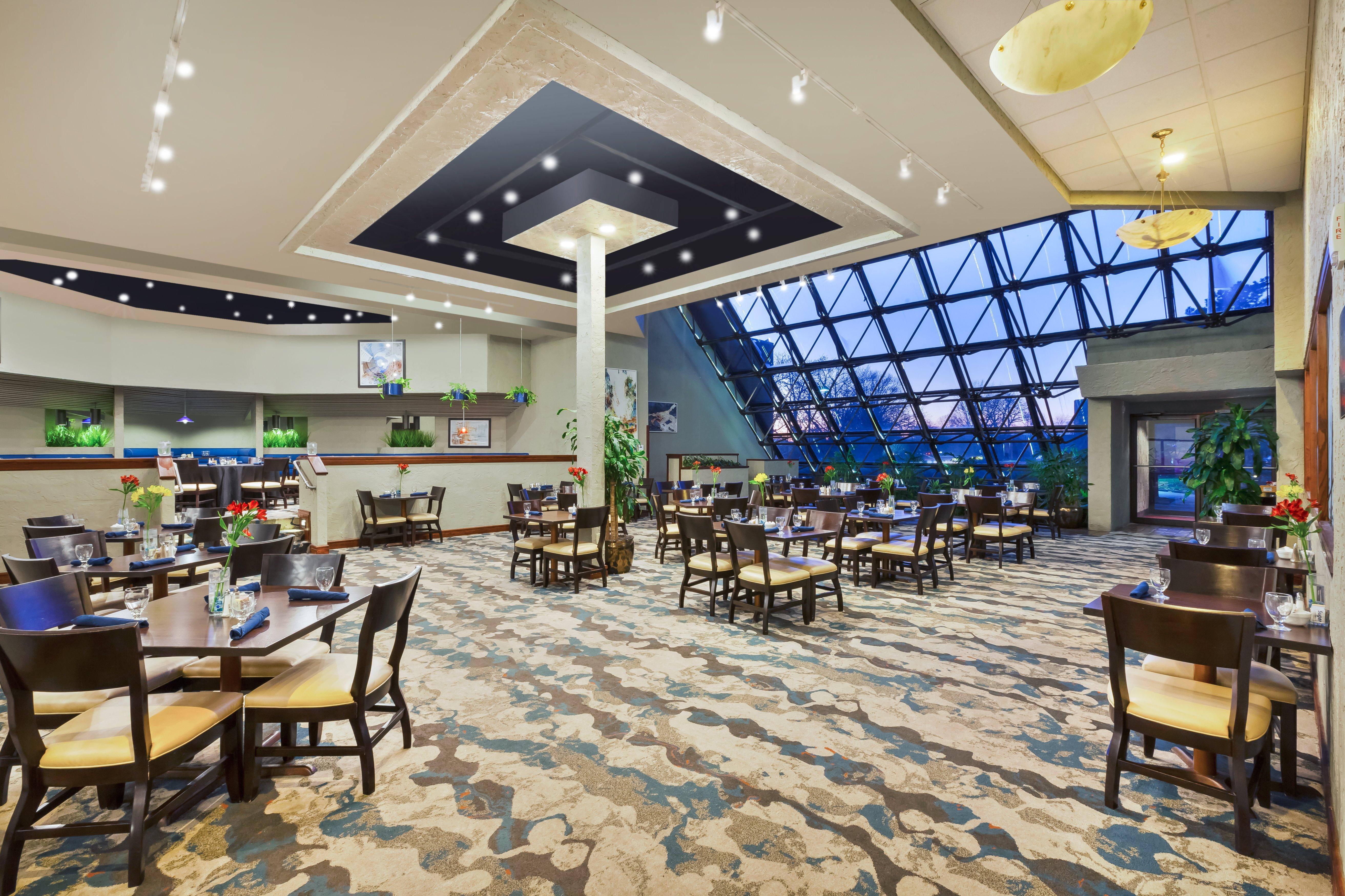 Crowne Plaza Columbus North - Worthington By Ihg Hotel Exterior photo